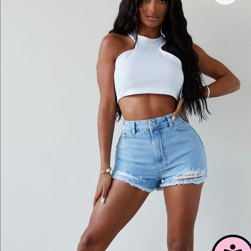 NWT Pretty Little Thing Bleach Wash Denim Shorts
